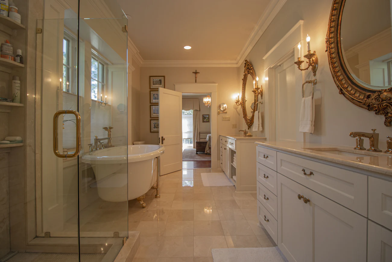 Bathroom with Glass Shower